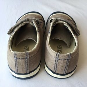 Keen Shoes - Keen shoes EUC size 8 Keen Shoes - Keen shoes EUC size 8